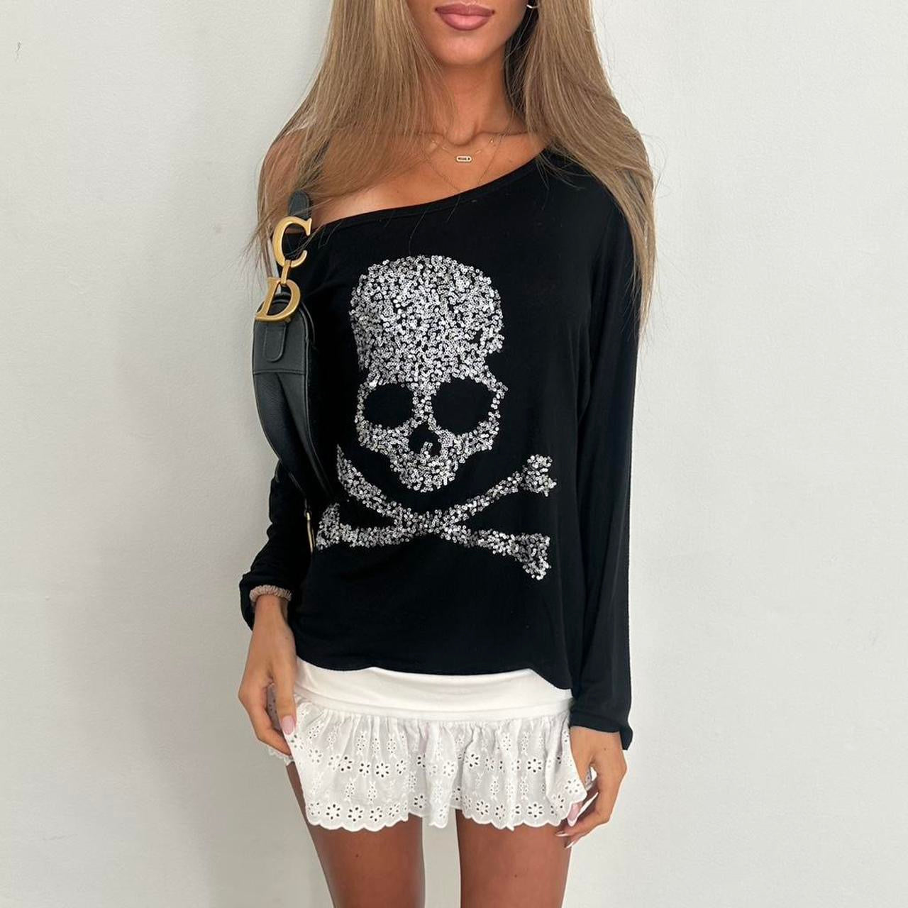 Vintage 2000’s off the shoulder skull top