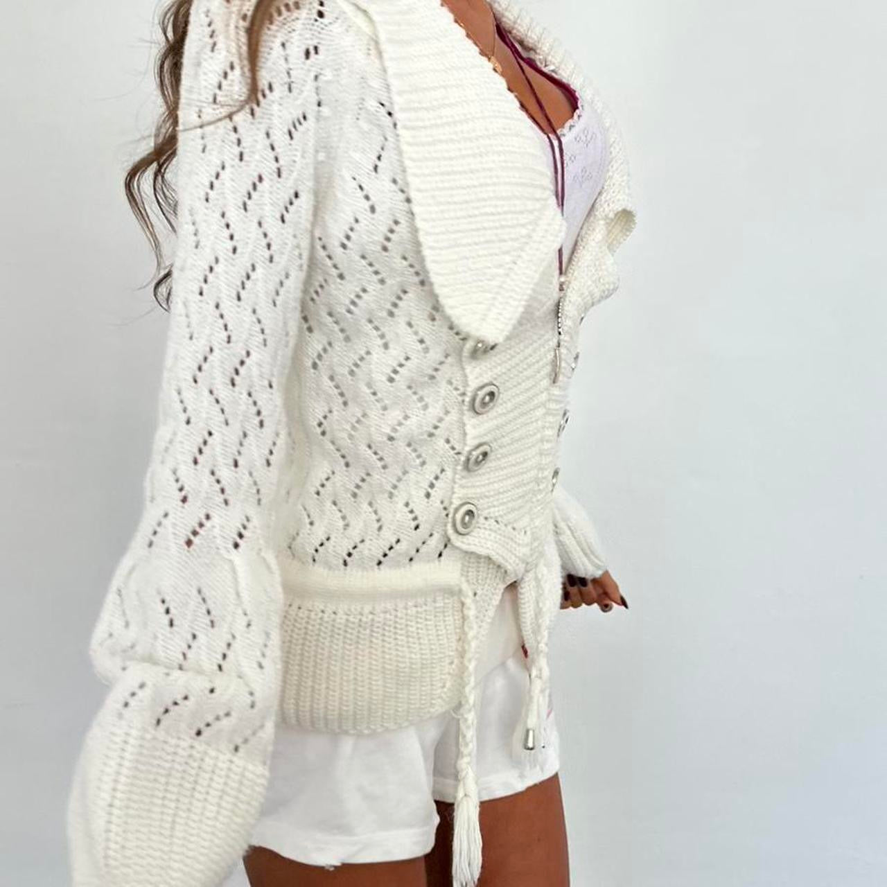 Vintage 90’s knitted white cardigan sweater