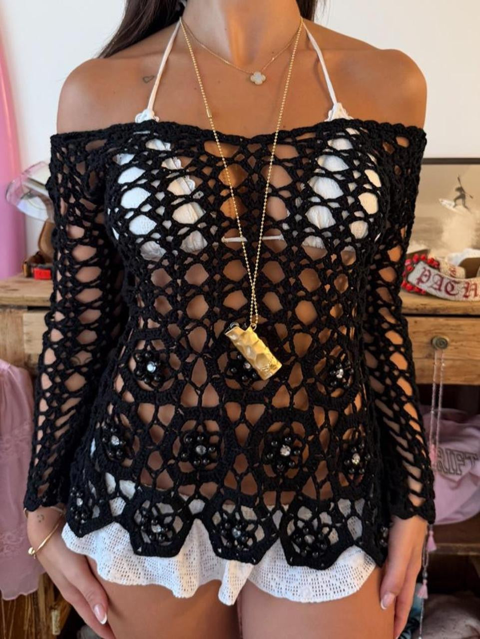 Vintage 00s black crochet long sleeve top