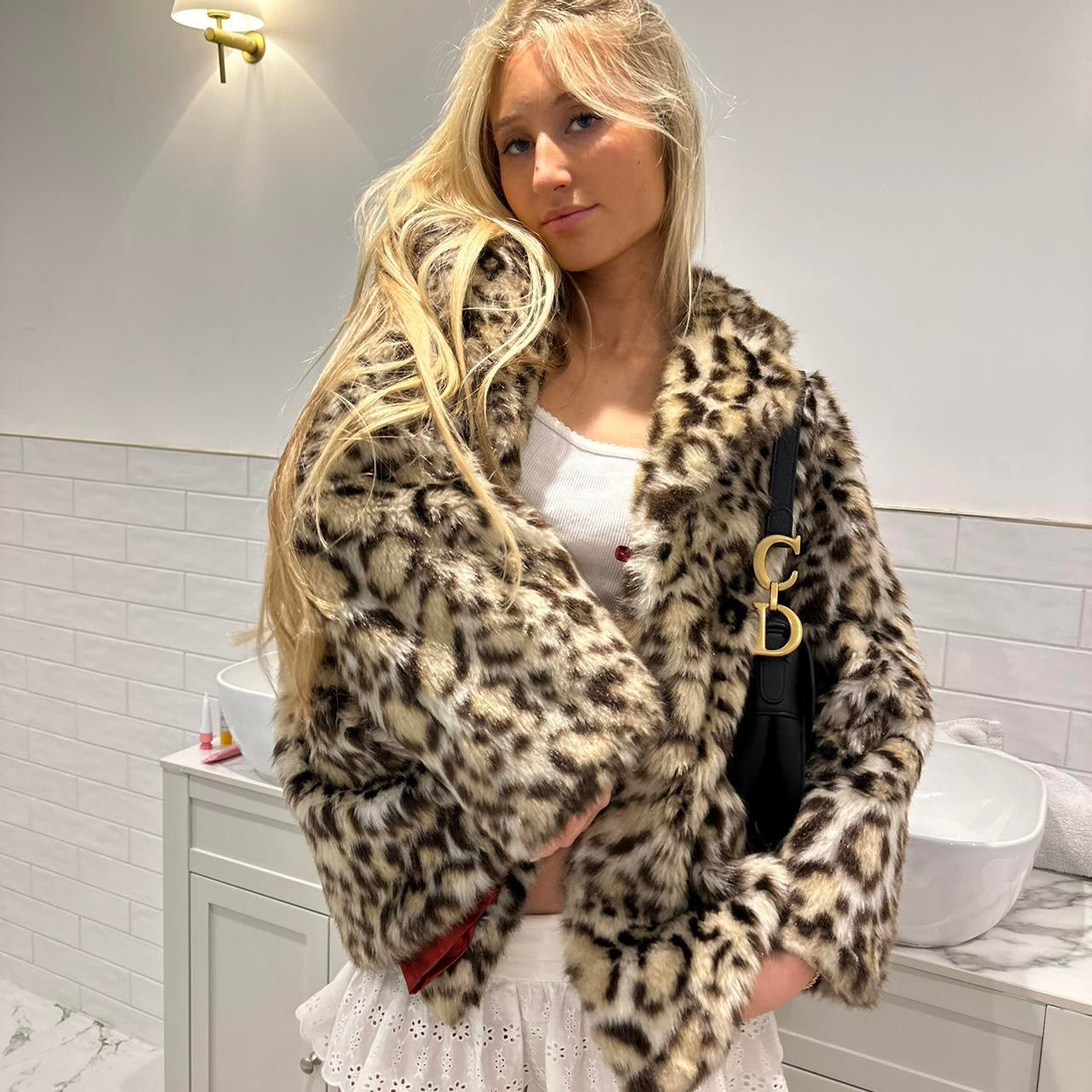 Vintage 2000’s faux fur leopard jacket