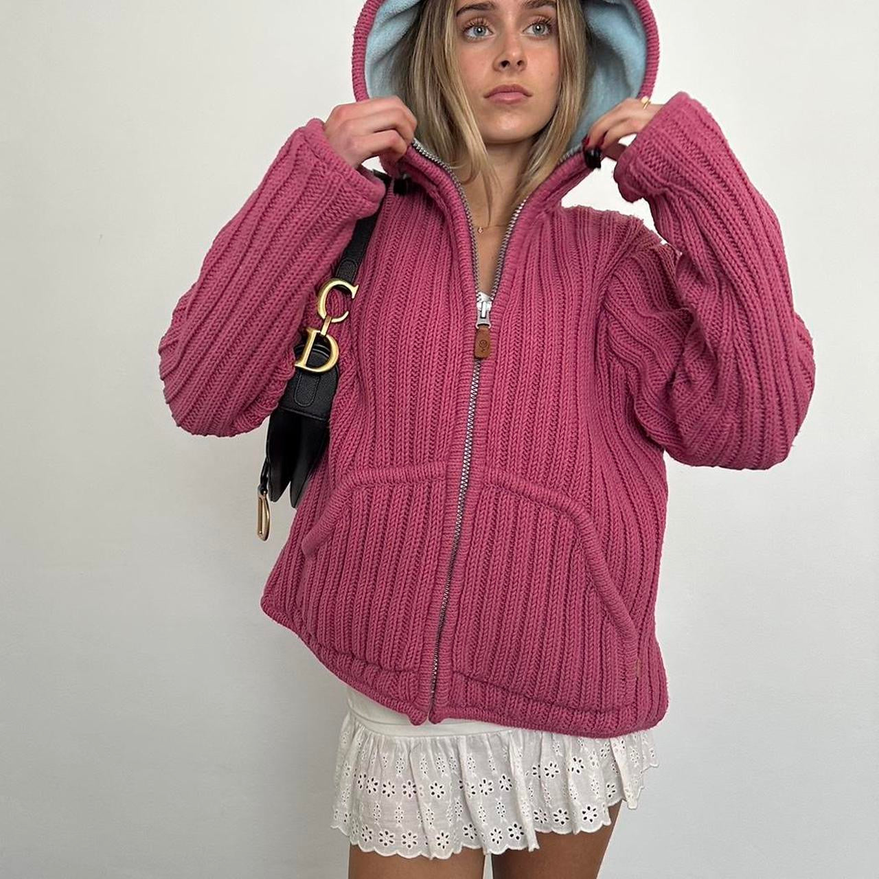 Vintage 2000’s pink knitted hooded zip up