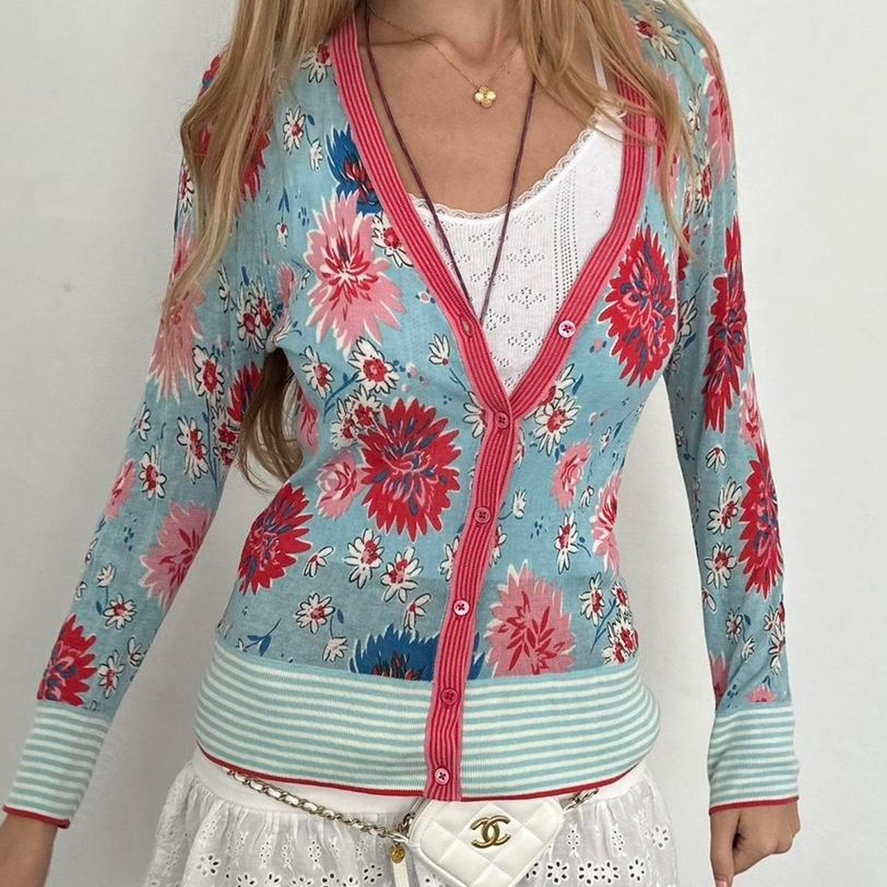 Vintage cardigan delicate layering top