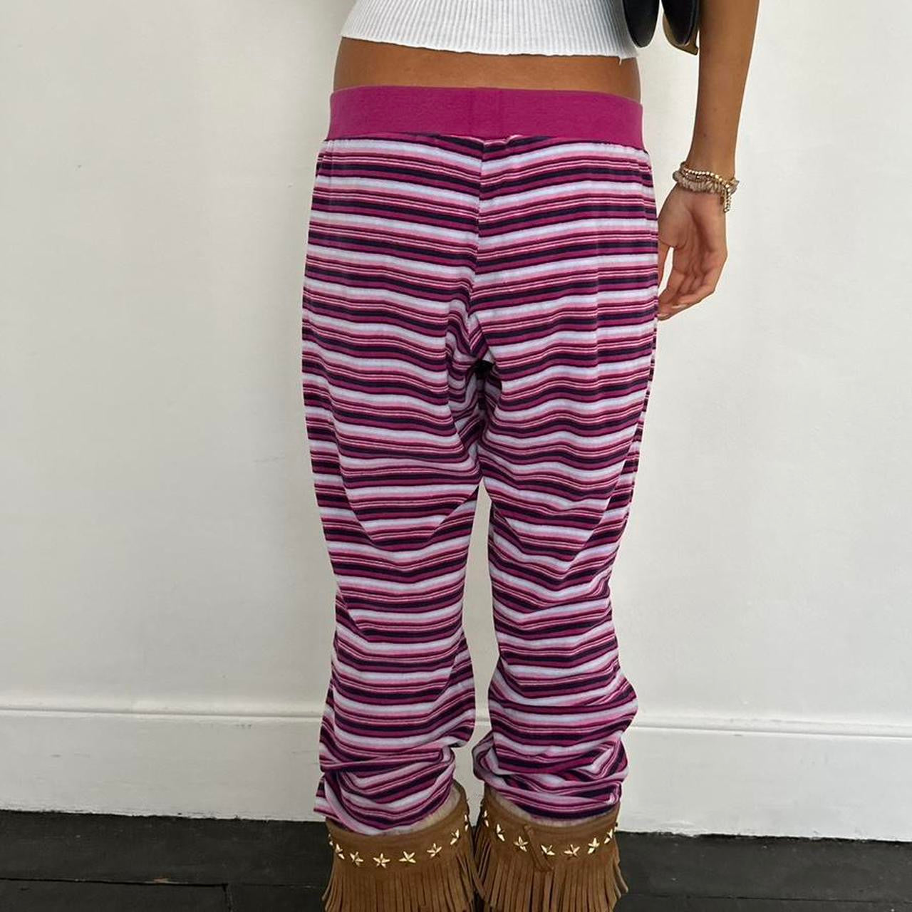 Vintage 2000’s pink striped pants