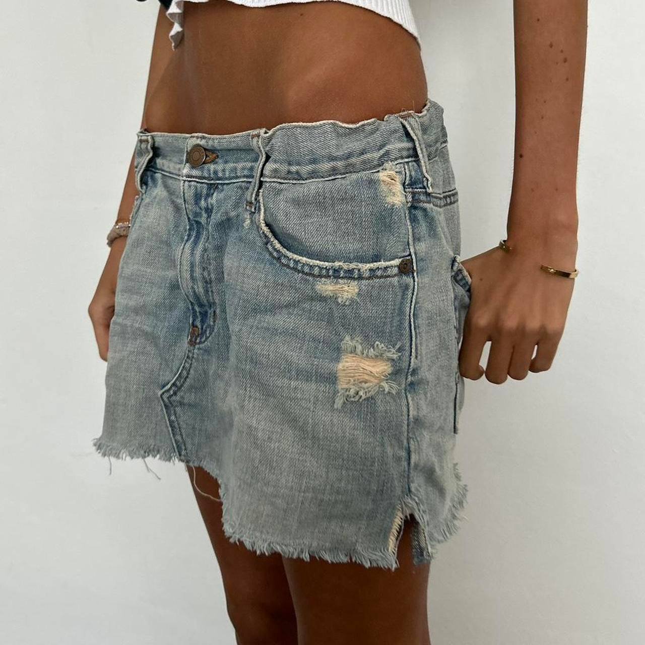 Vintage 2000’s denim skirt