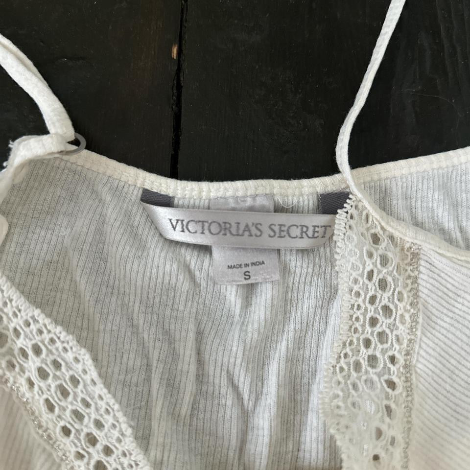 Vintage 90’s Victoria’s Secret essential white cami top