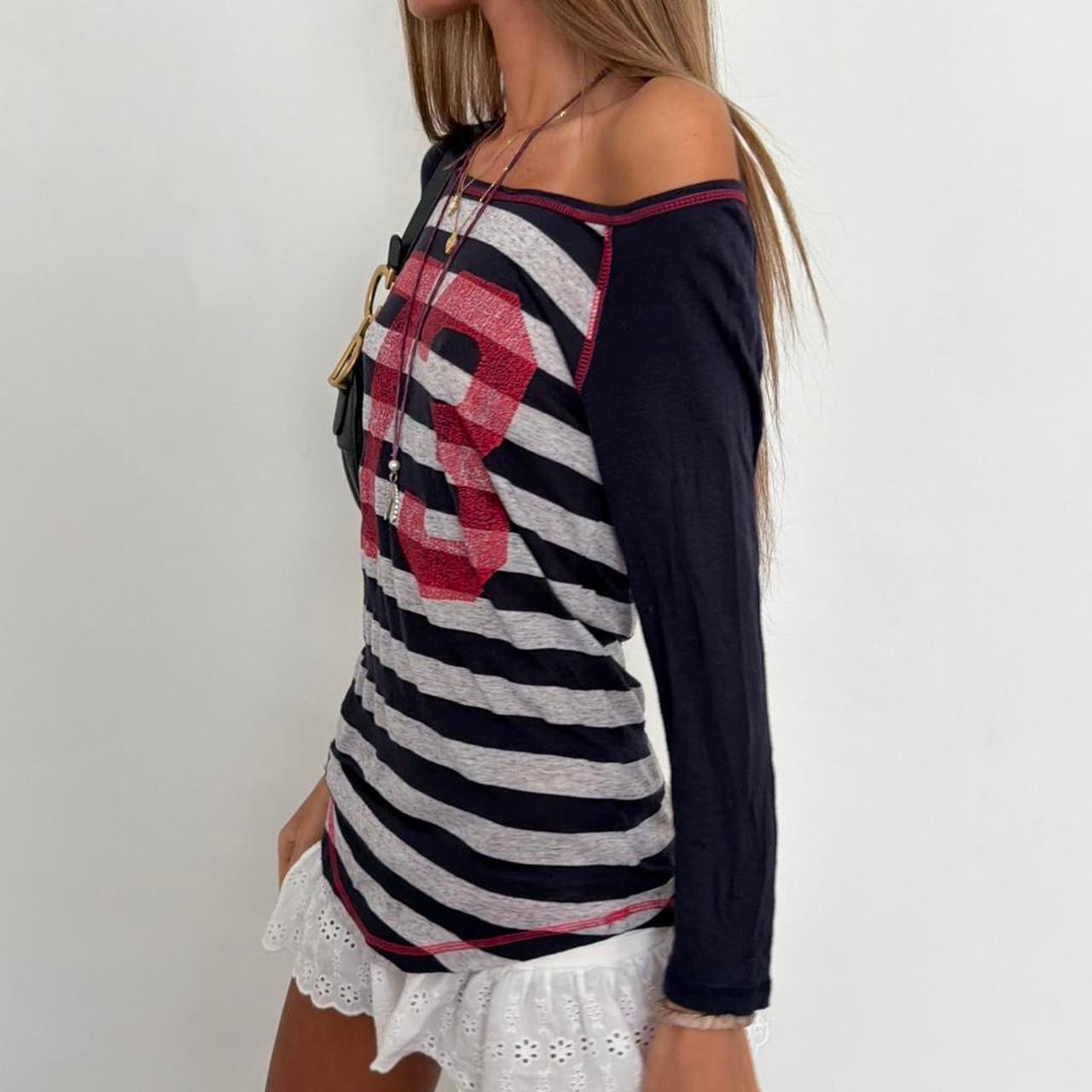 Vintage 00s soft navy striped long sleeve top