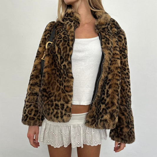 Vintage 2000’s faux fur leopard jacket