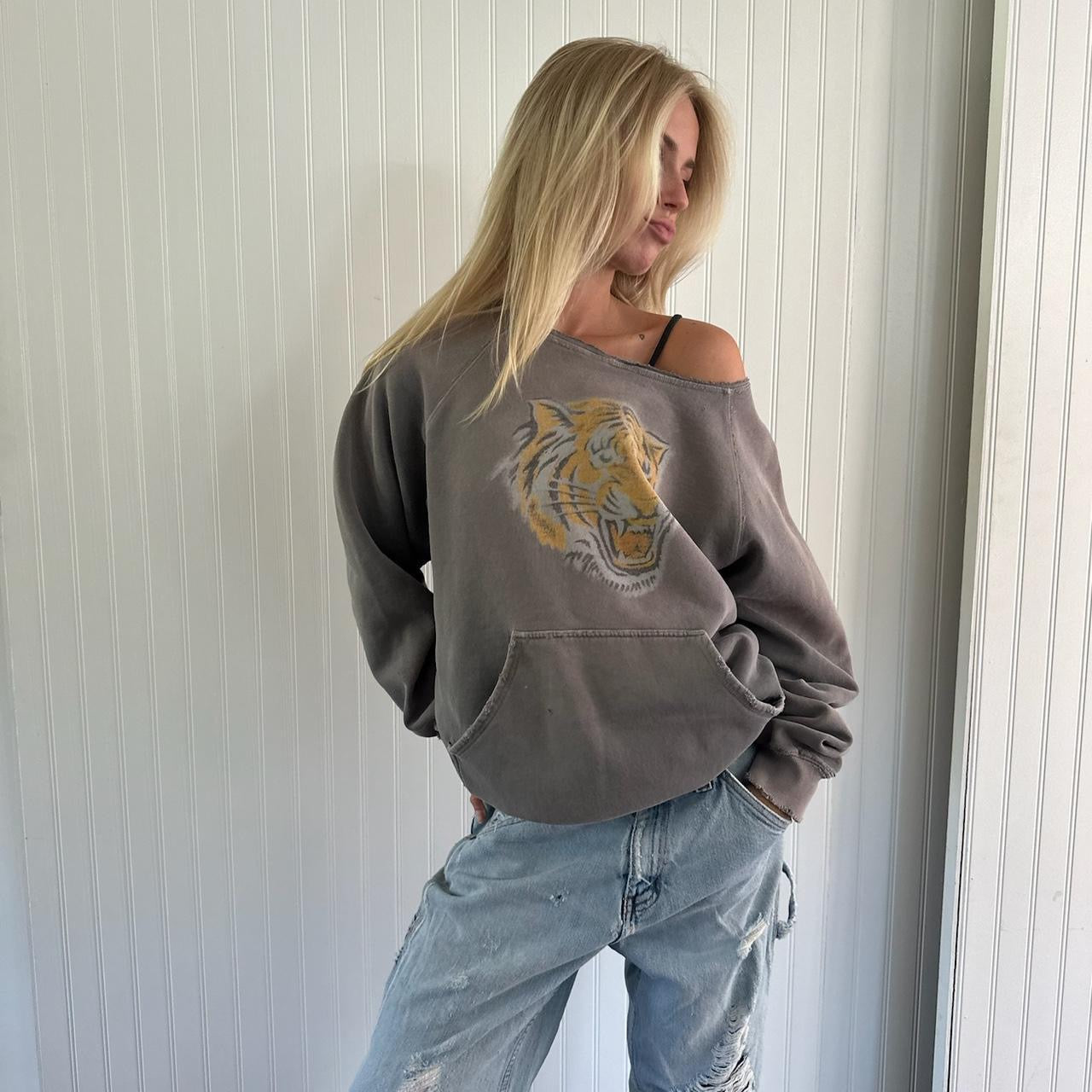 Vintage 90’s rare distressed sweatshirt