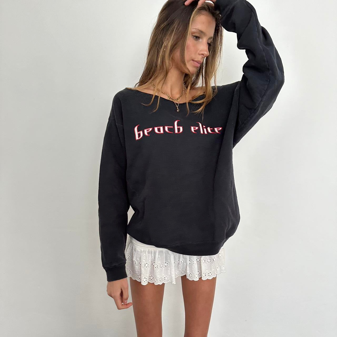 Vintage Beach Elite skater off shoulder sweatshirt 🖤