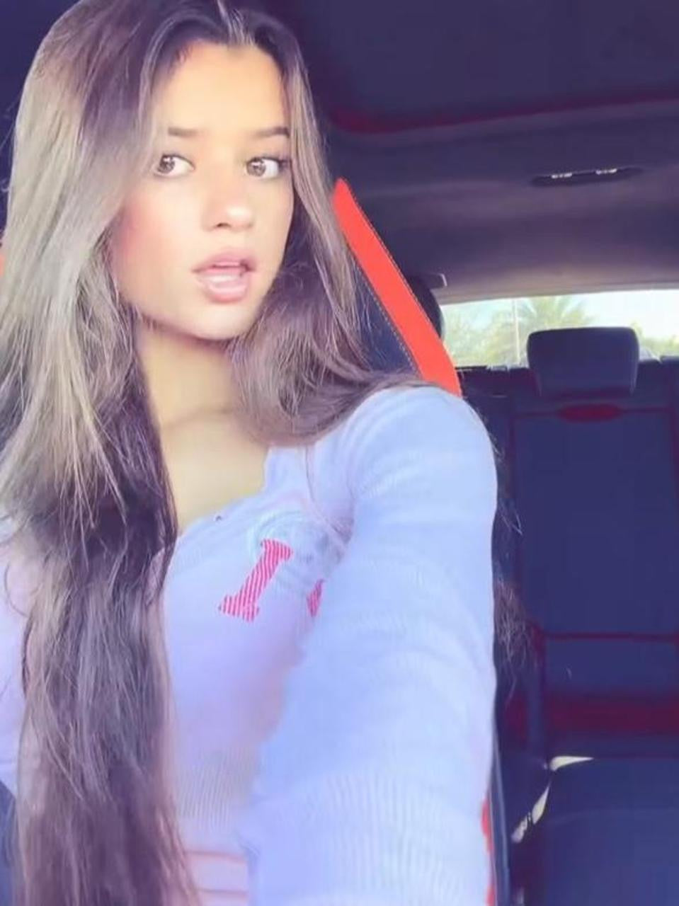 Vintage 00’s Victoria’s Secret Pink long sleeve top