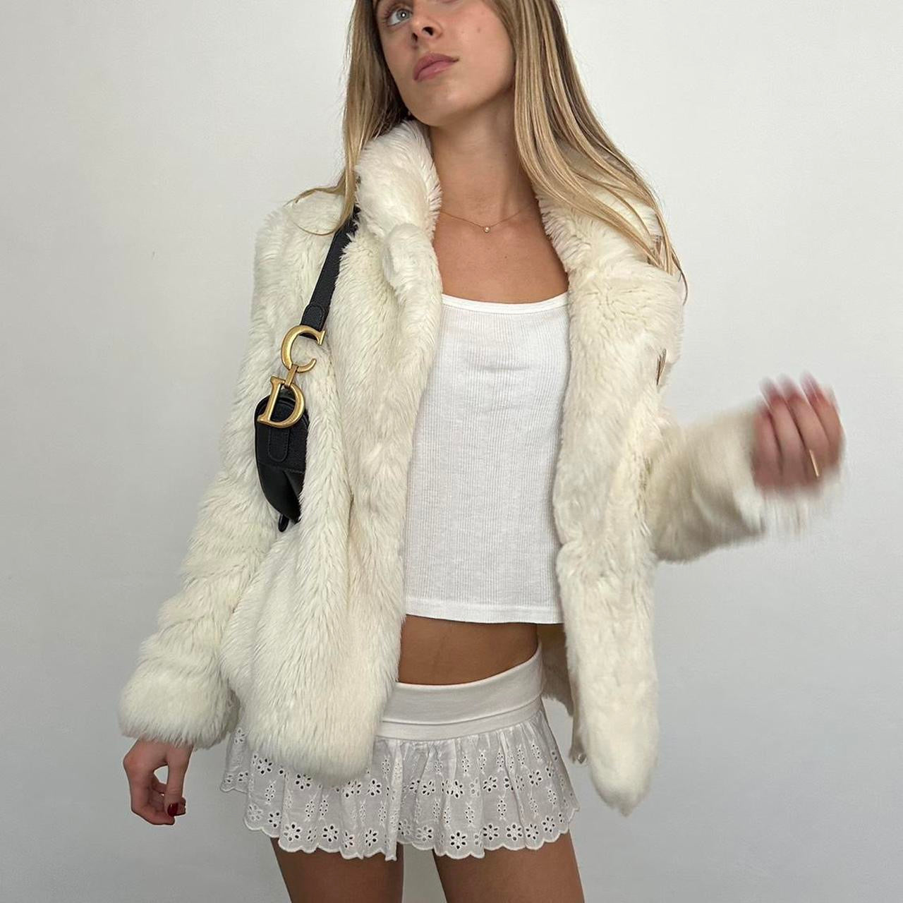 Vintage 2000’s white faux fur jacket