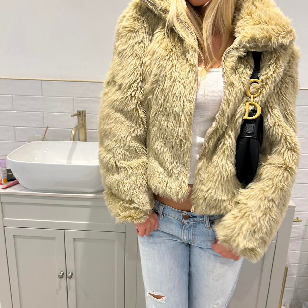 Vintage 2000’s faux fur jacket