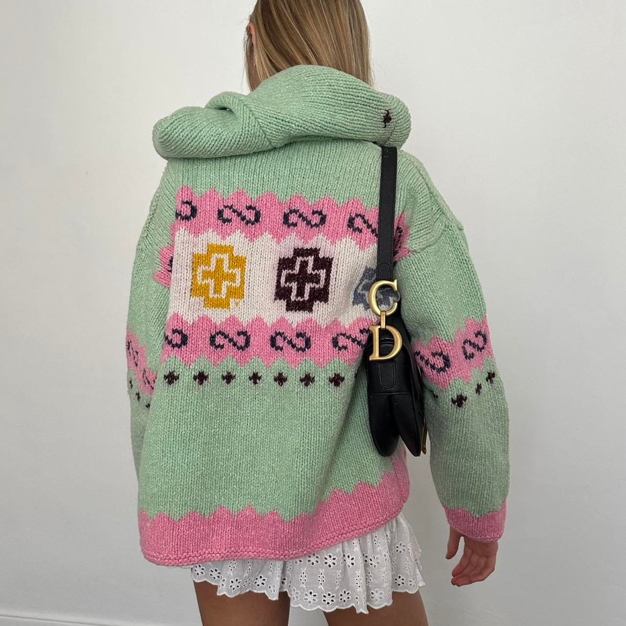 Vintage handmade design knit cardigan