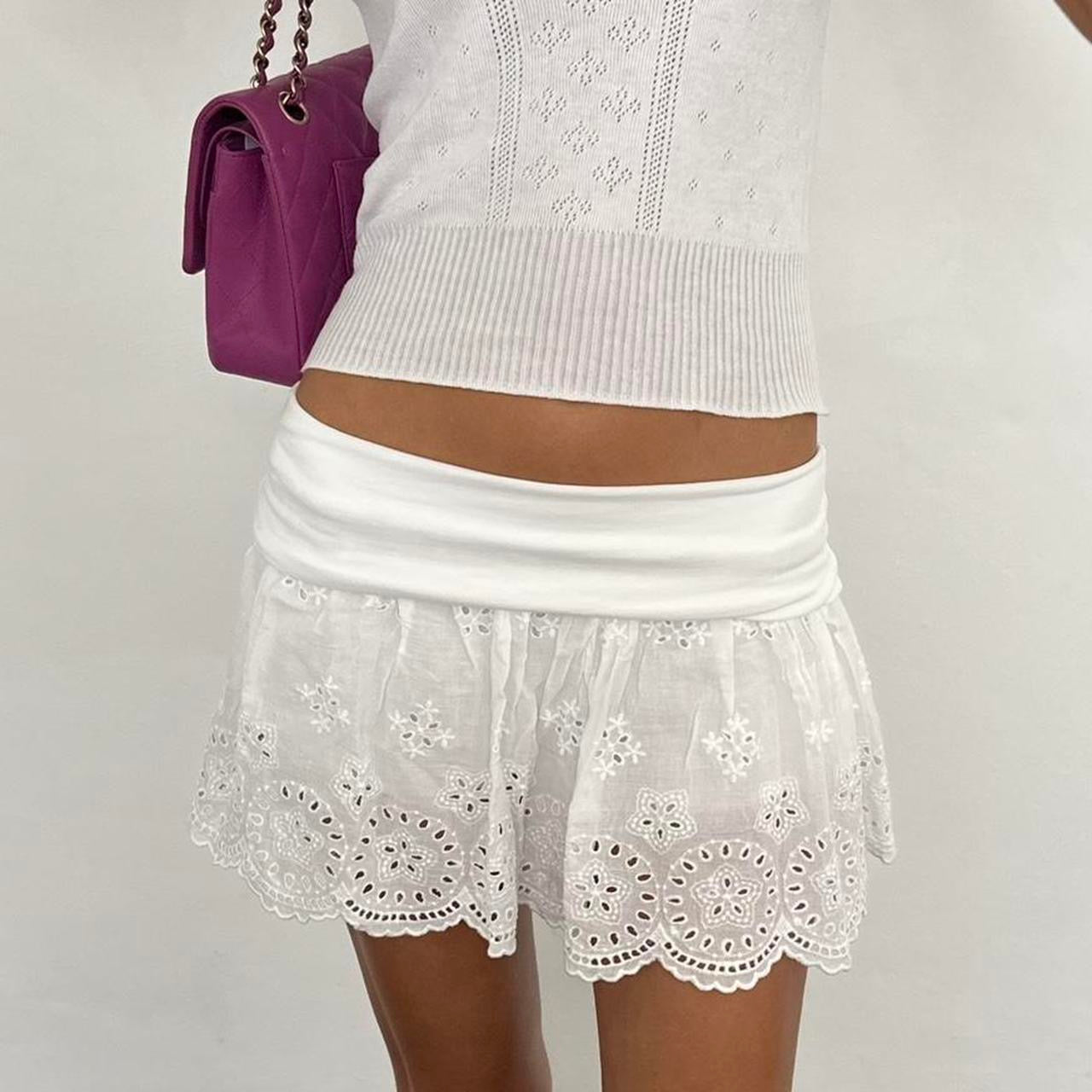 Vintage 00s white fold over broderie mini skirt