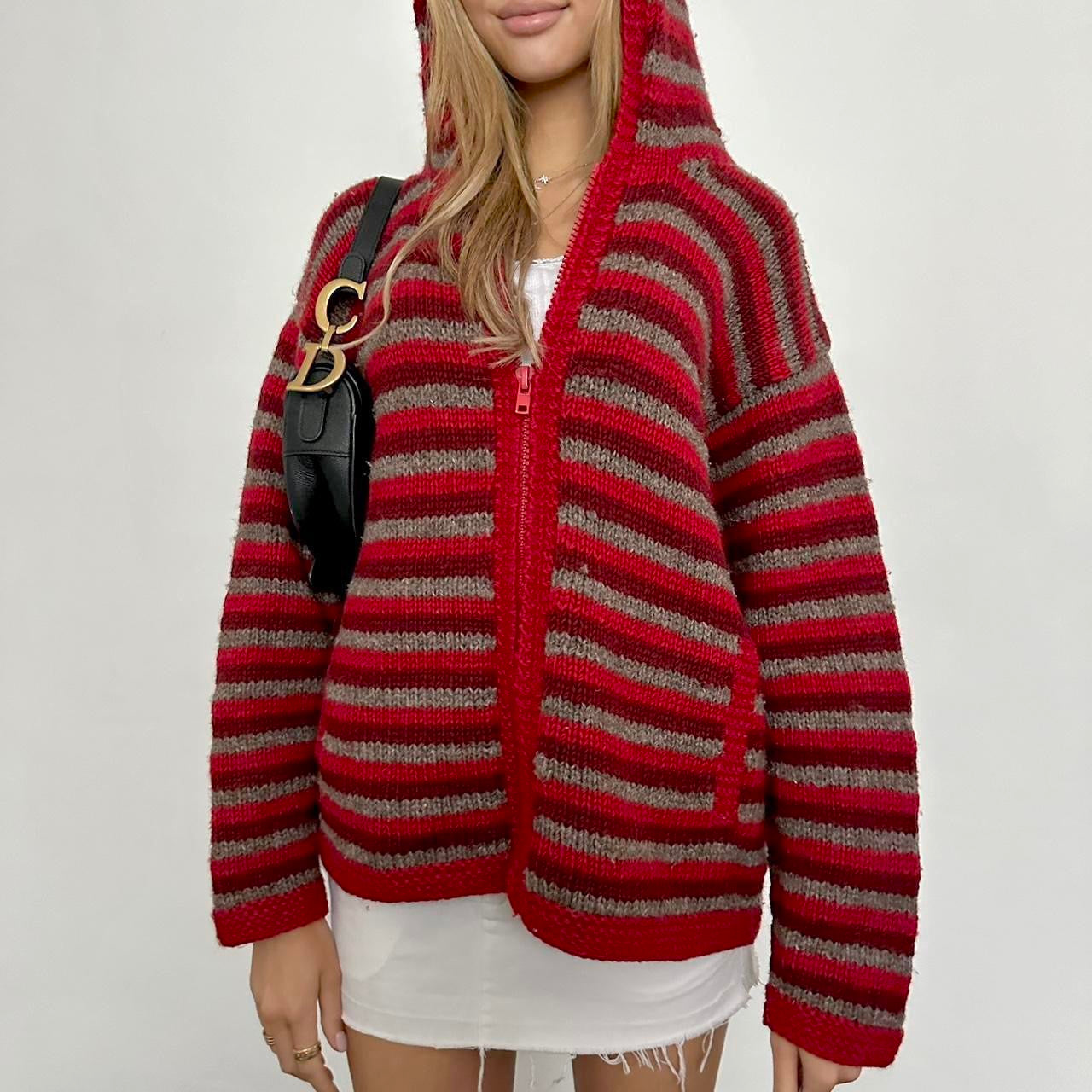 Vintage knitted red striped zip up jacket 🧺