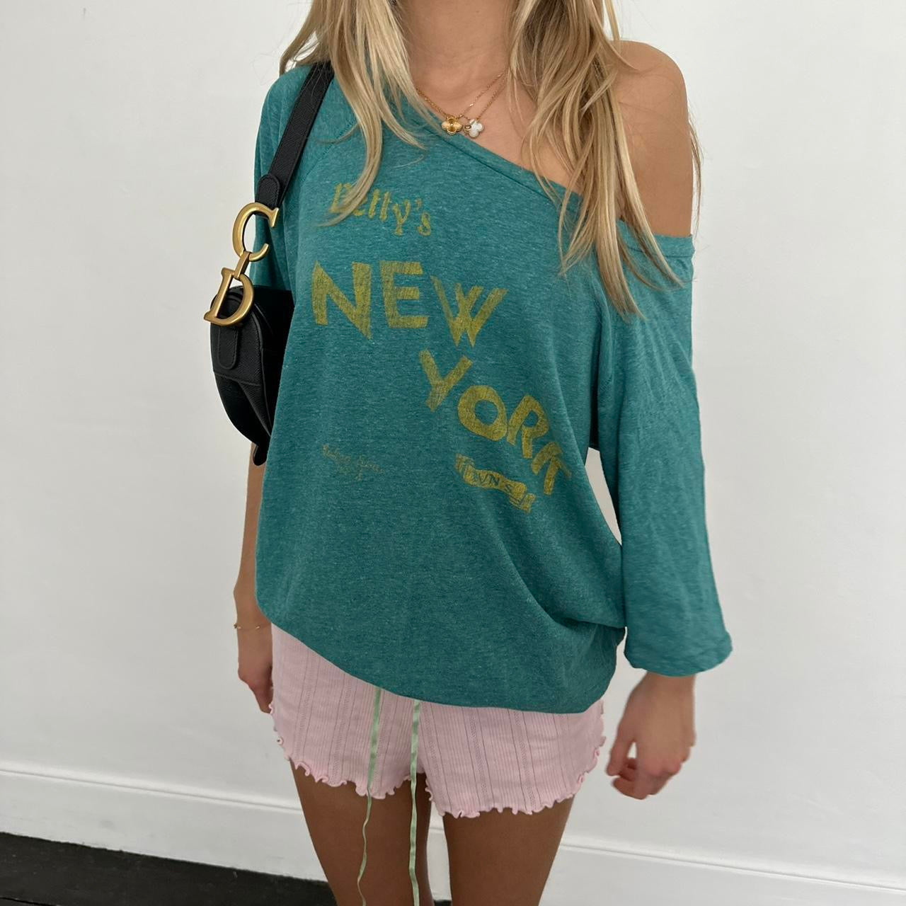 Vintage 90’s New York off shoulder top