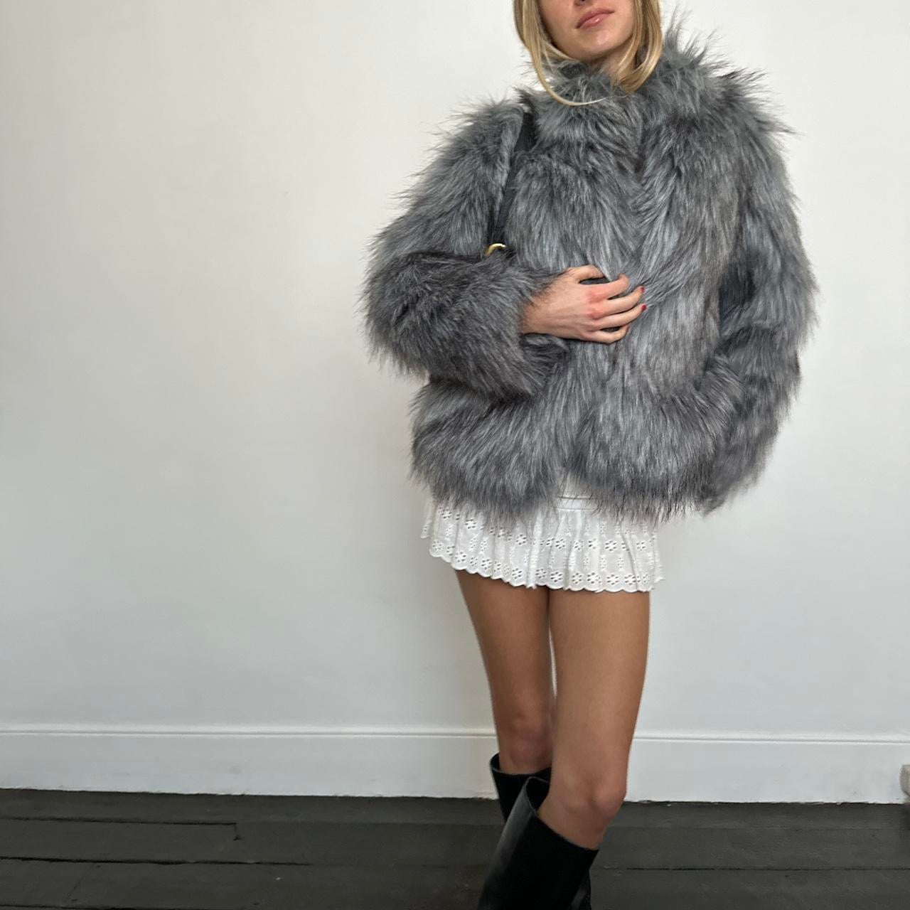 Vintage 2000’s grey faux fur jacket