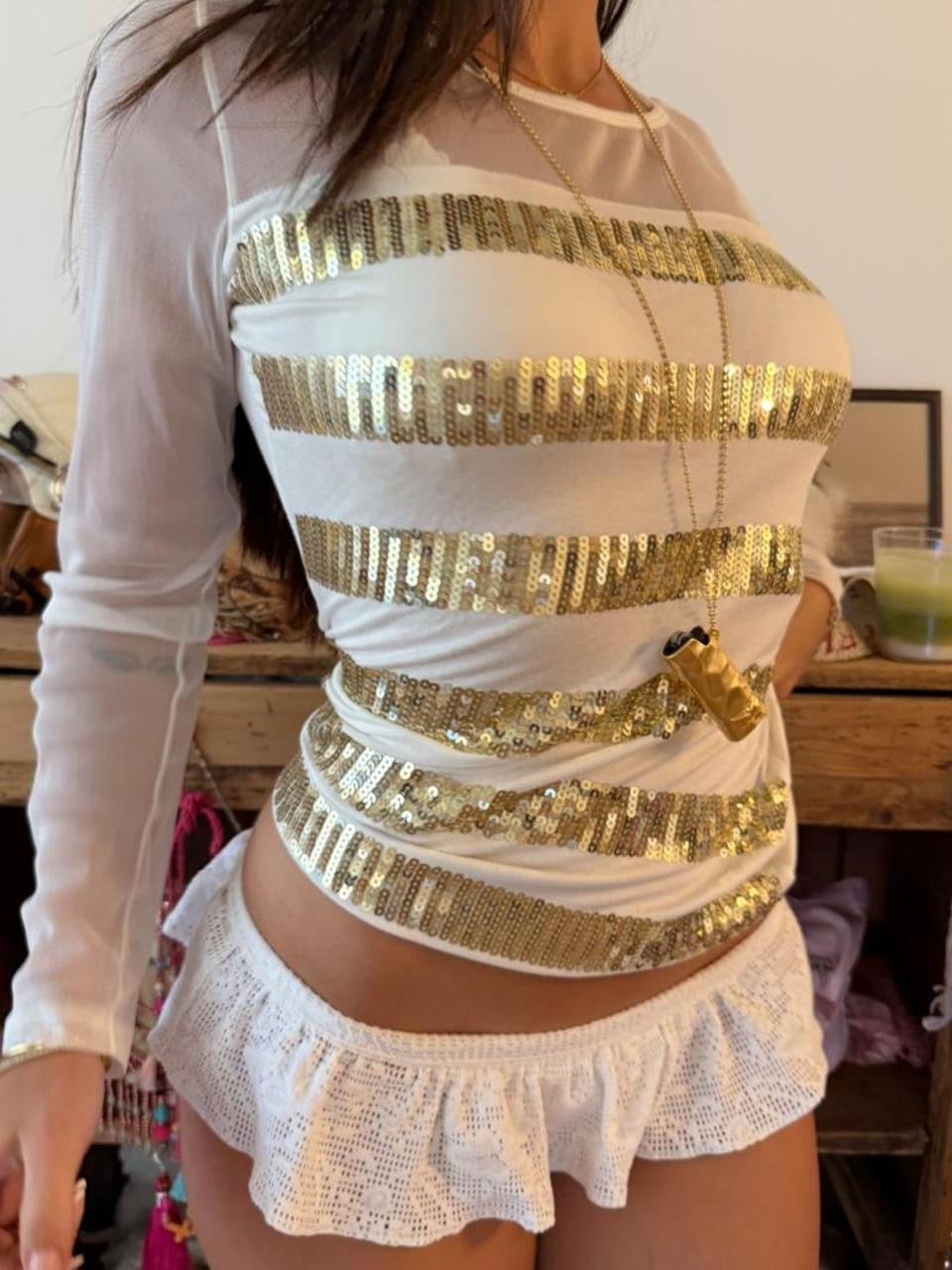 Vintage 00’s white and gold sparkly striped long sleeve top