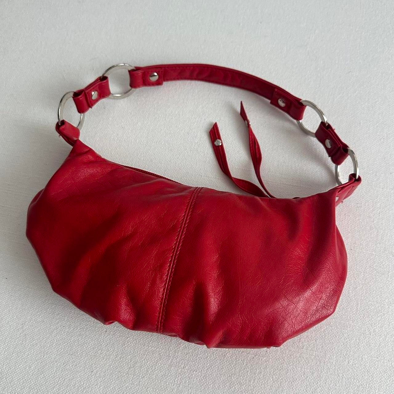 Vintage red cute little shoulder bag 🍒🍓