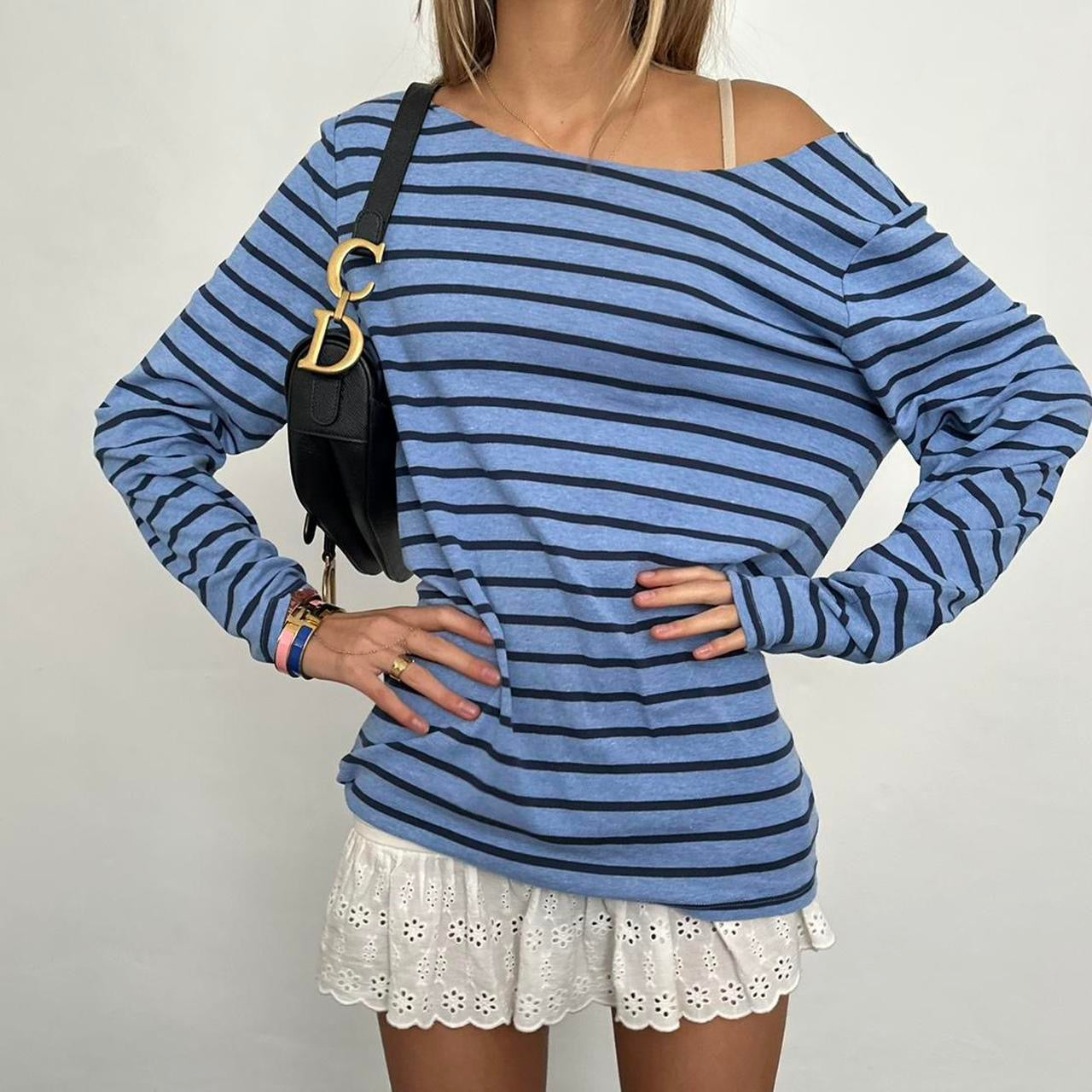 Vintage blue striped long sleeve top 🩵