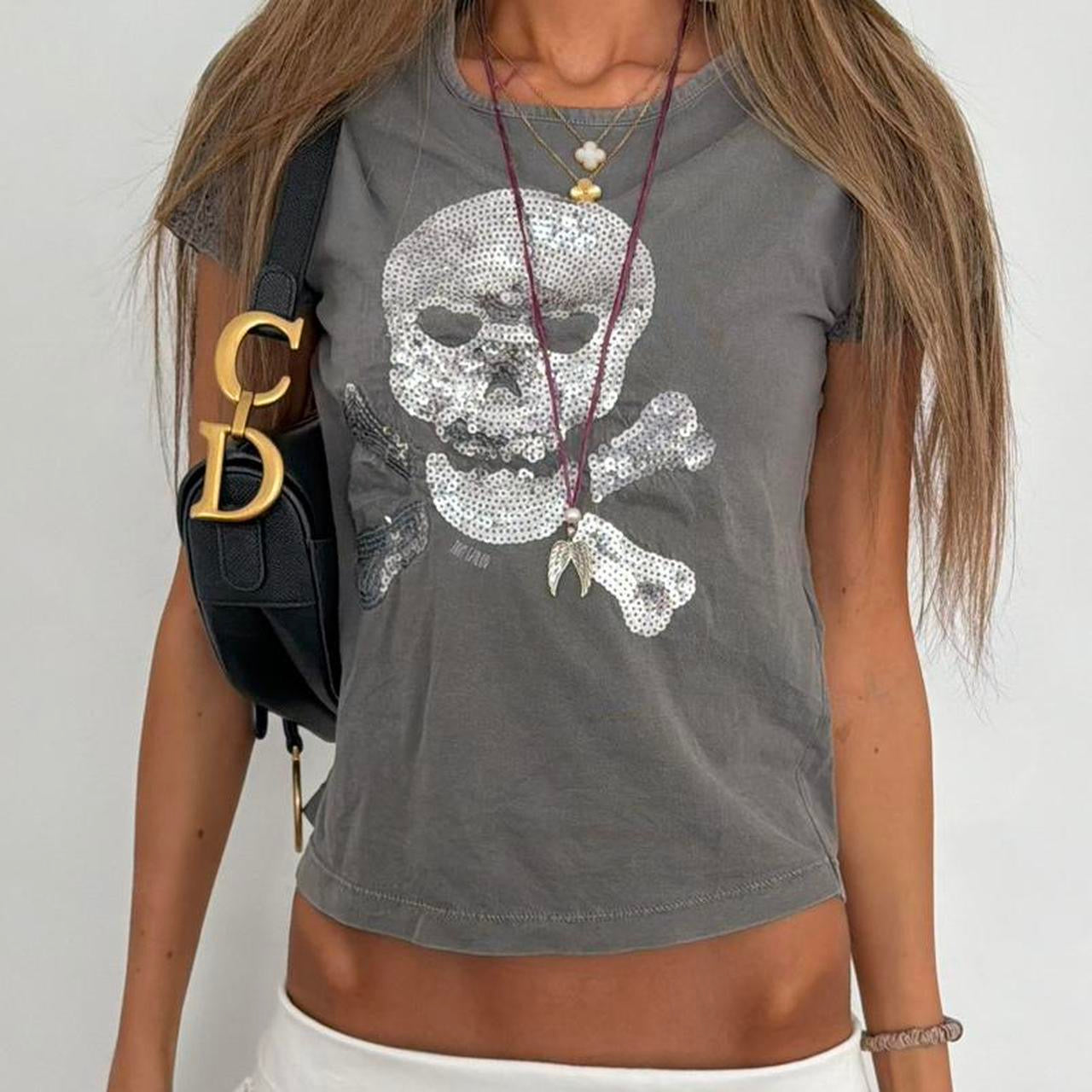 Vintage 00’s grey skull baby tee