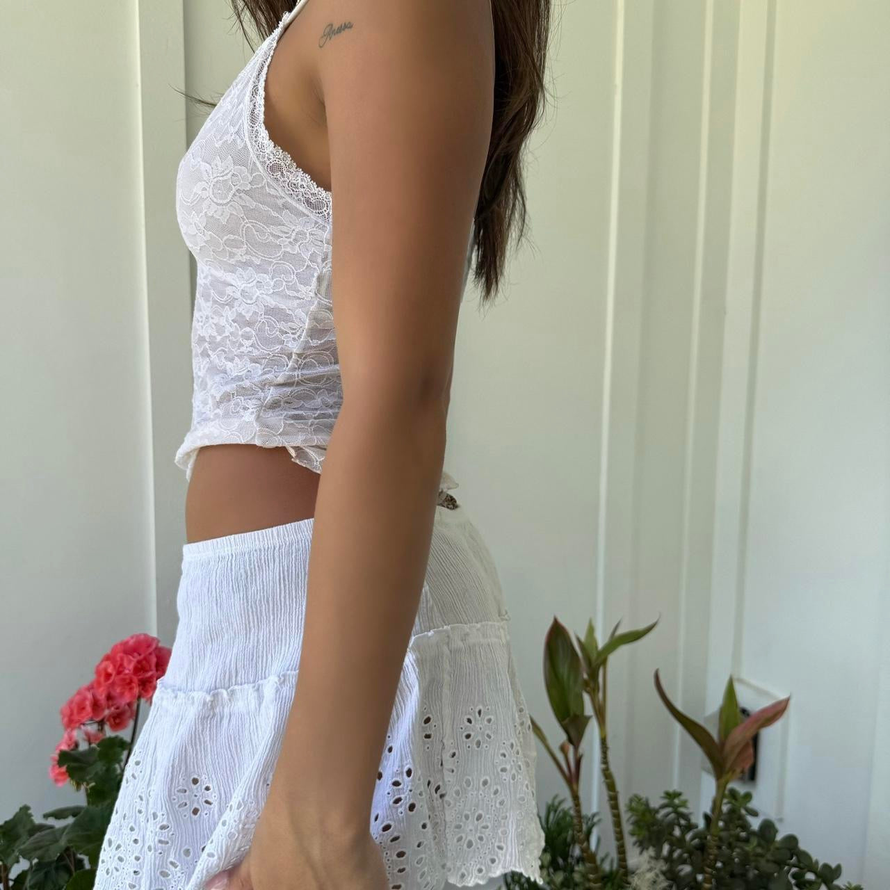 Vintage 90’s lace white cami top