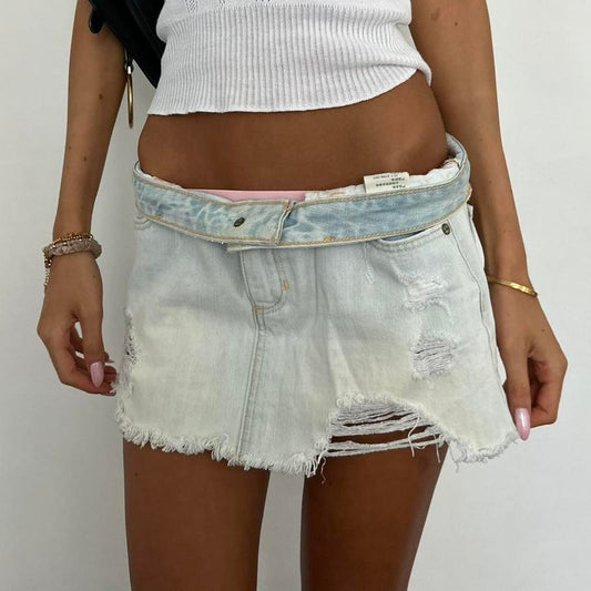 Vintage 00’s Abercrombie and Fitch denim mini skirt