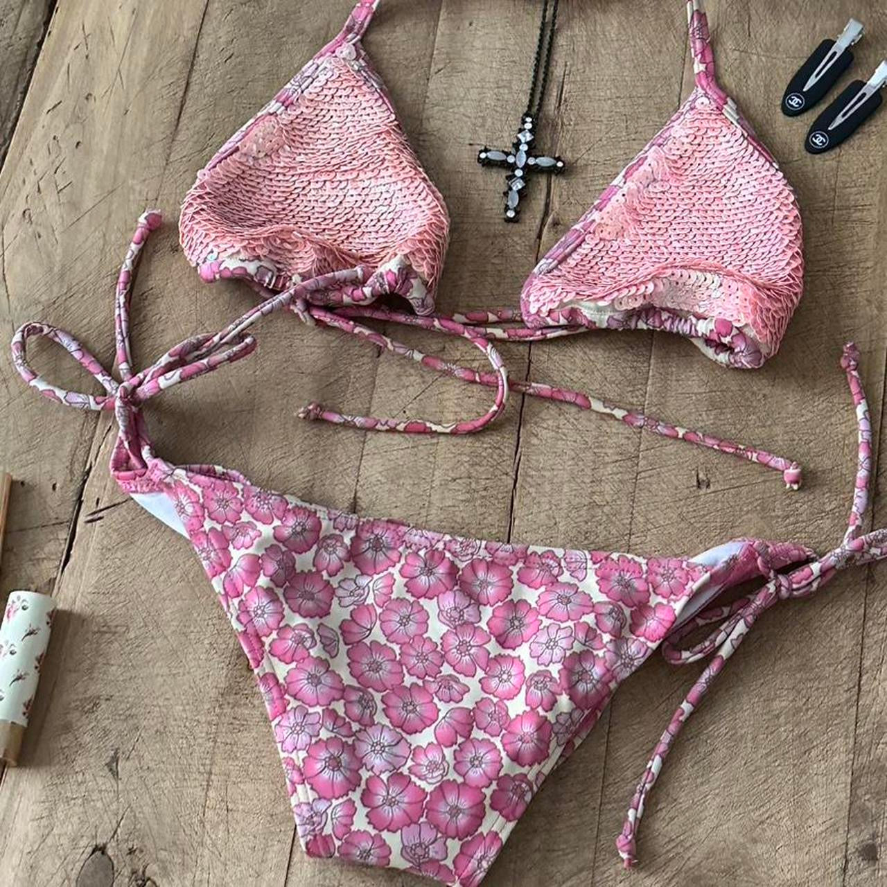 Vintage Victoria’s Secret 90’s pink floral pattern bikini