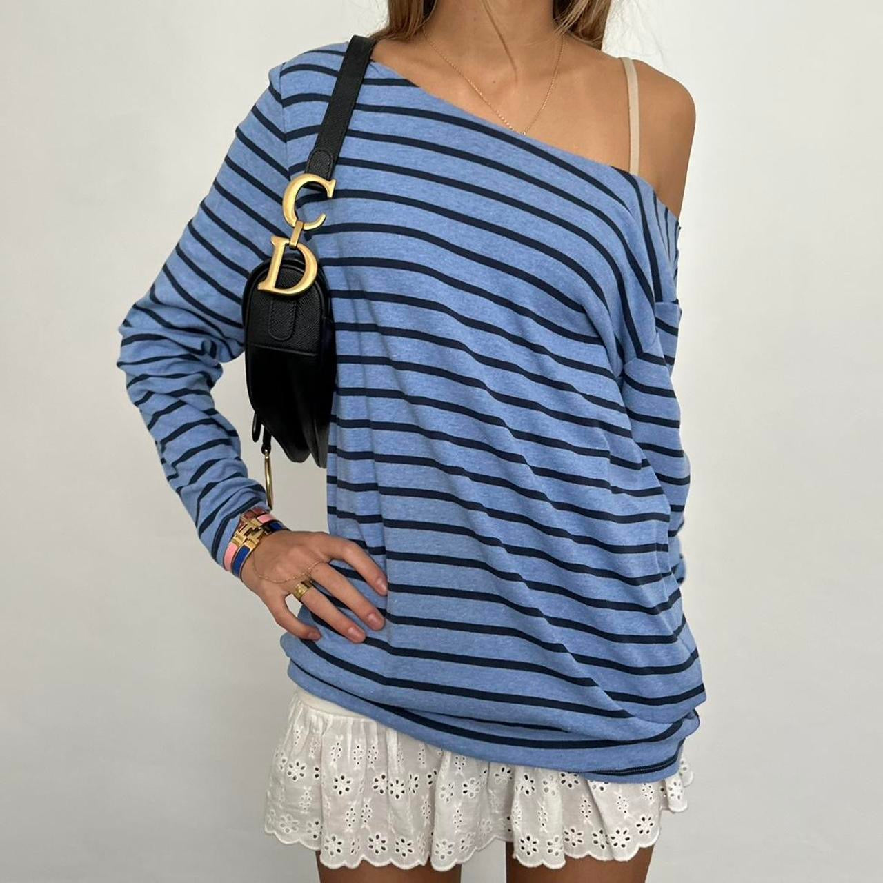 Vintage blue striped long sleeve top 🩵