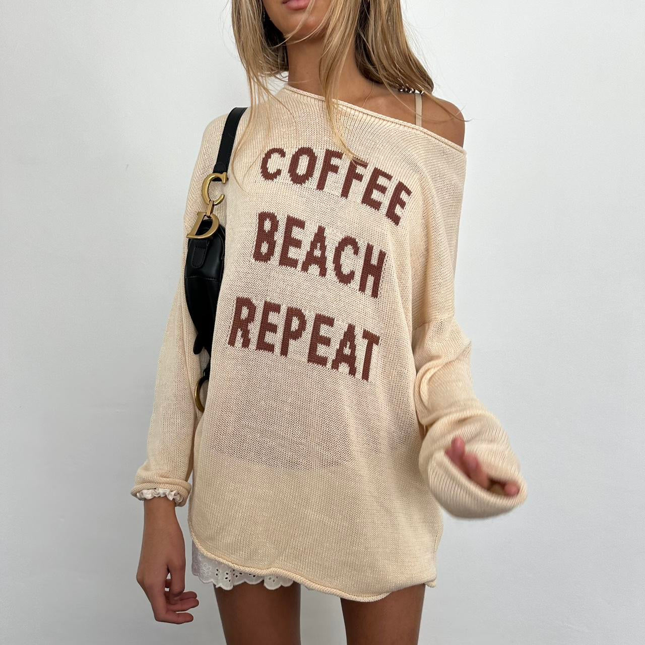 Vintage 2000’s coffee beach repeat sweater