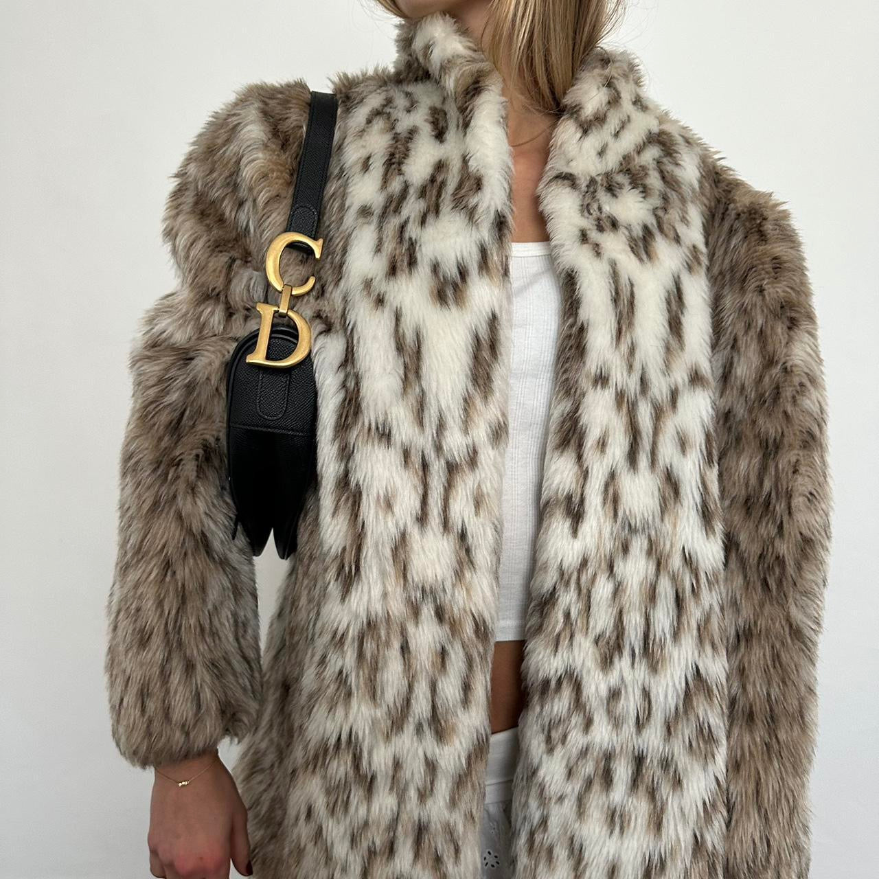 Vintage 90’s leopard faux fur jacket