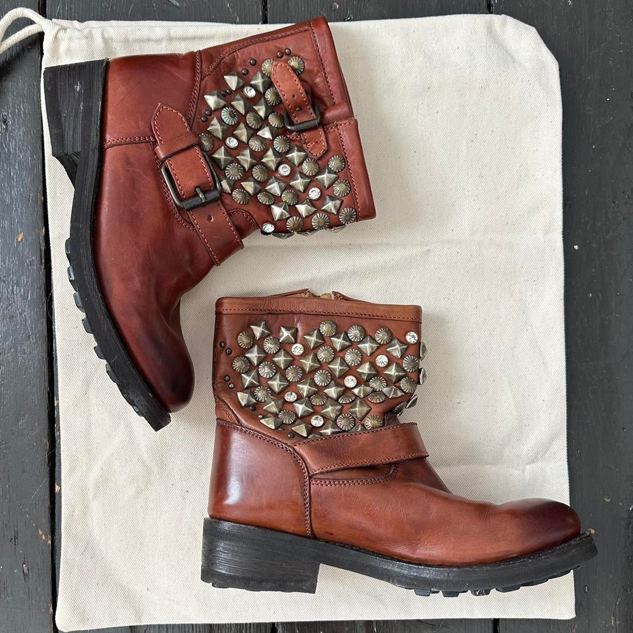 Vintage brown studded genuine leather boots
