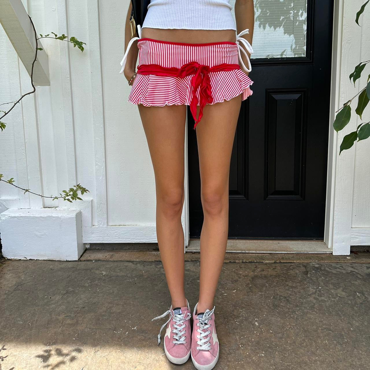 Vintage 90’s red ruffle micro mini skirt
