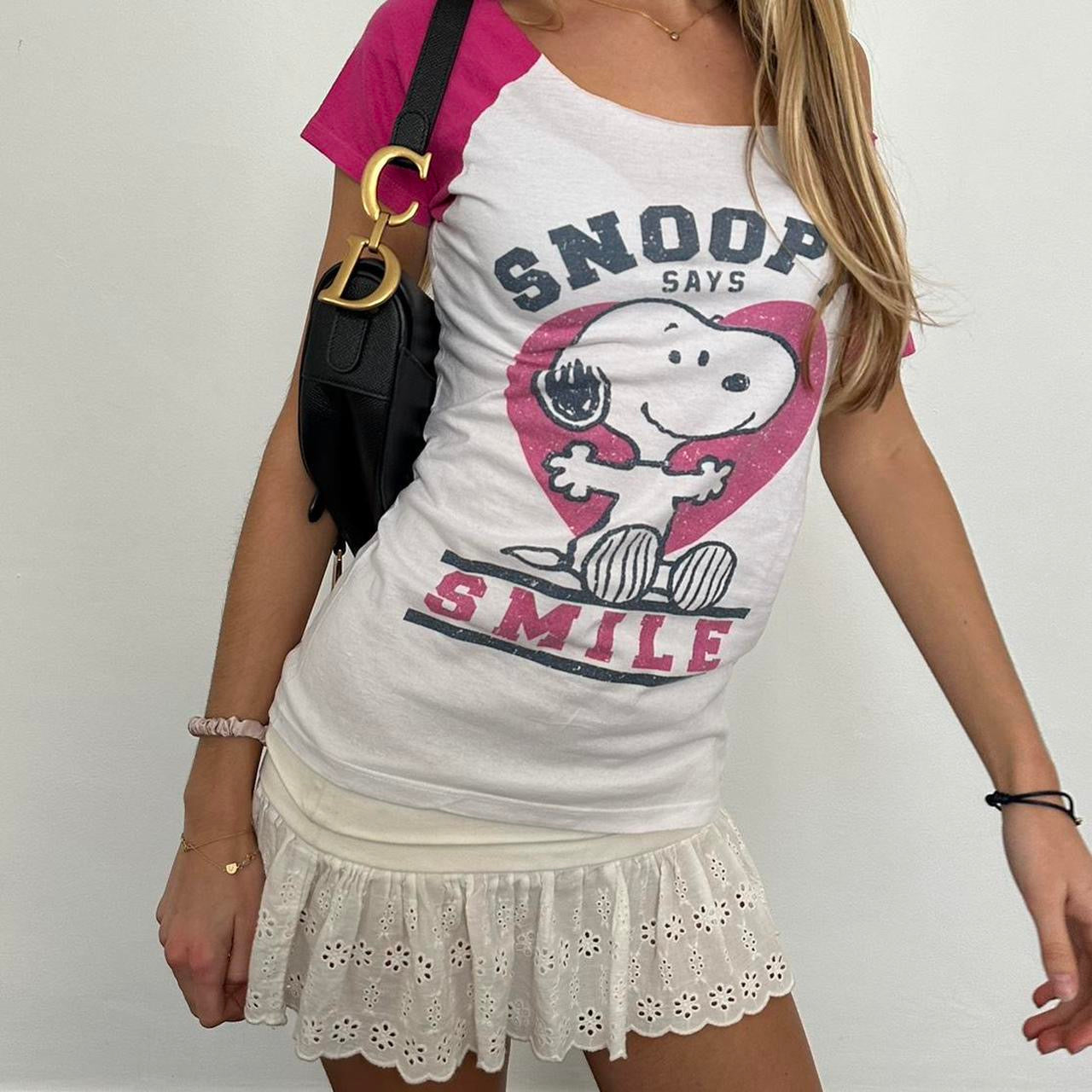 Vintage 90’s snoopy off the shoulder tee 💗