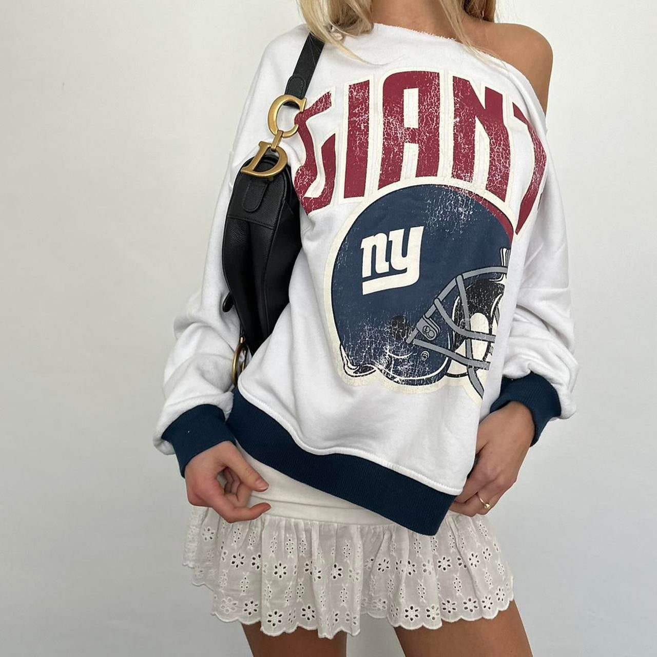 Vintage 90’s graphic Giants off the shoulder sweatshirt