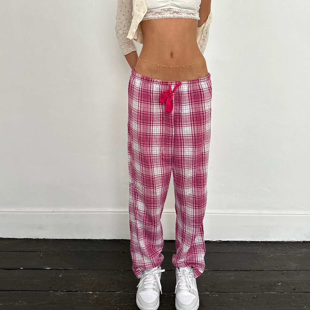 Vintage pink plaid pants 🌸