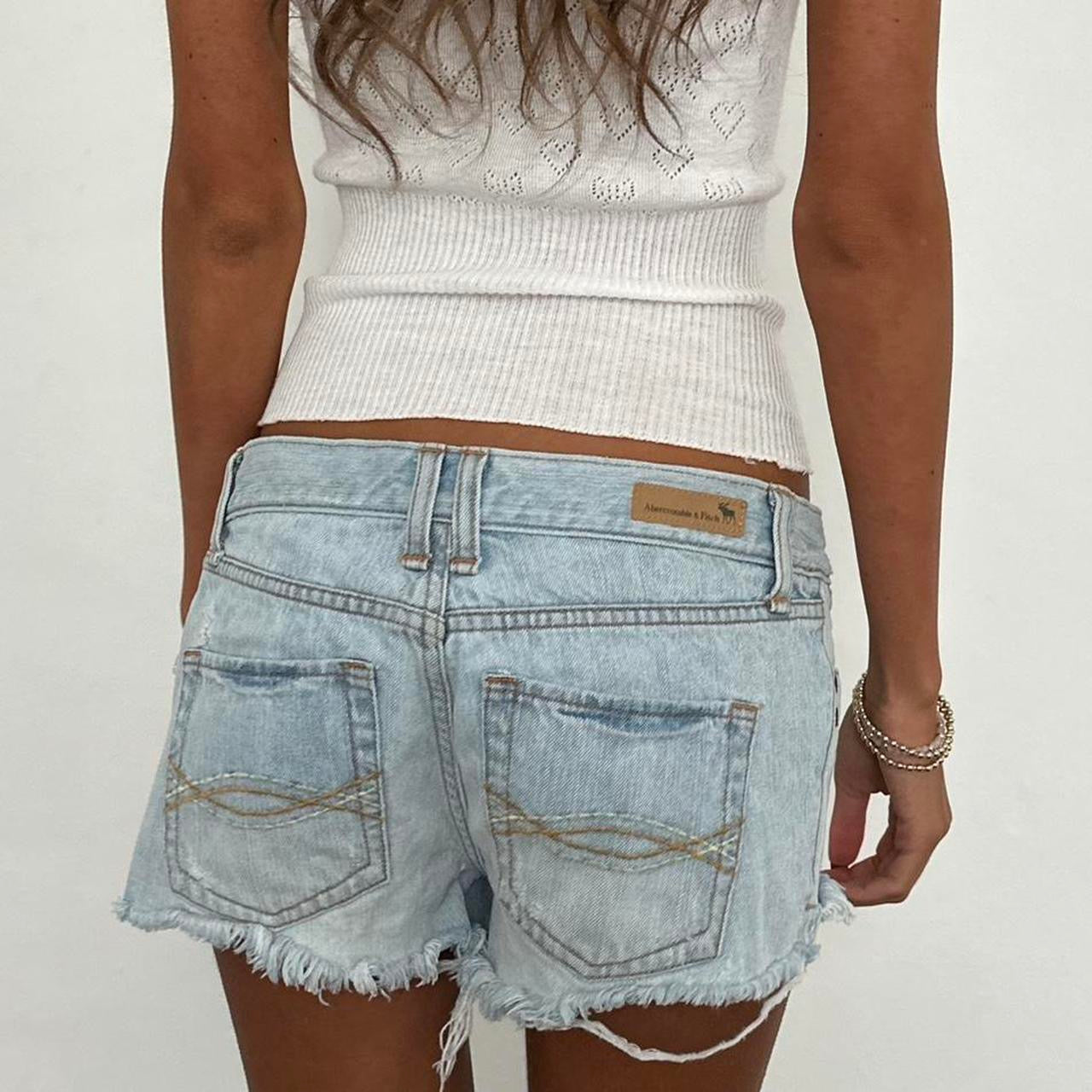 Vintage 2000’s Abercrombie and Fitch low rise denim shorts