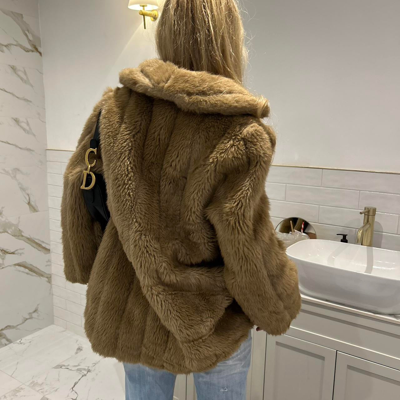 Vintage 2000’s faux fur jacket