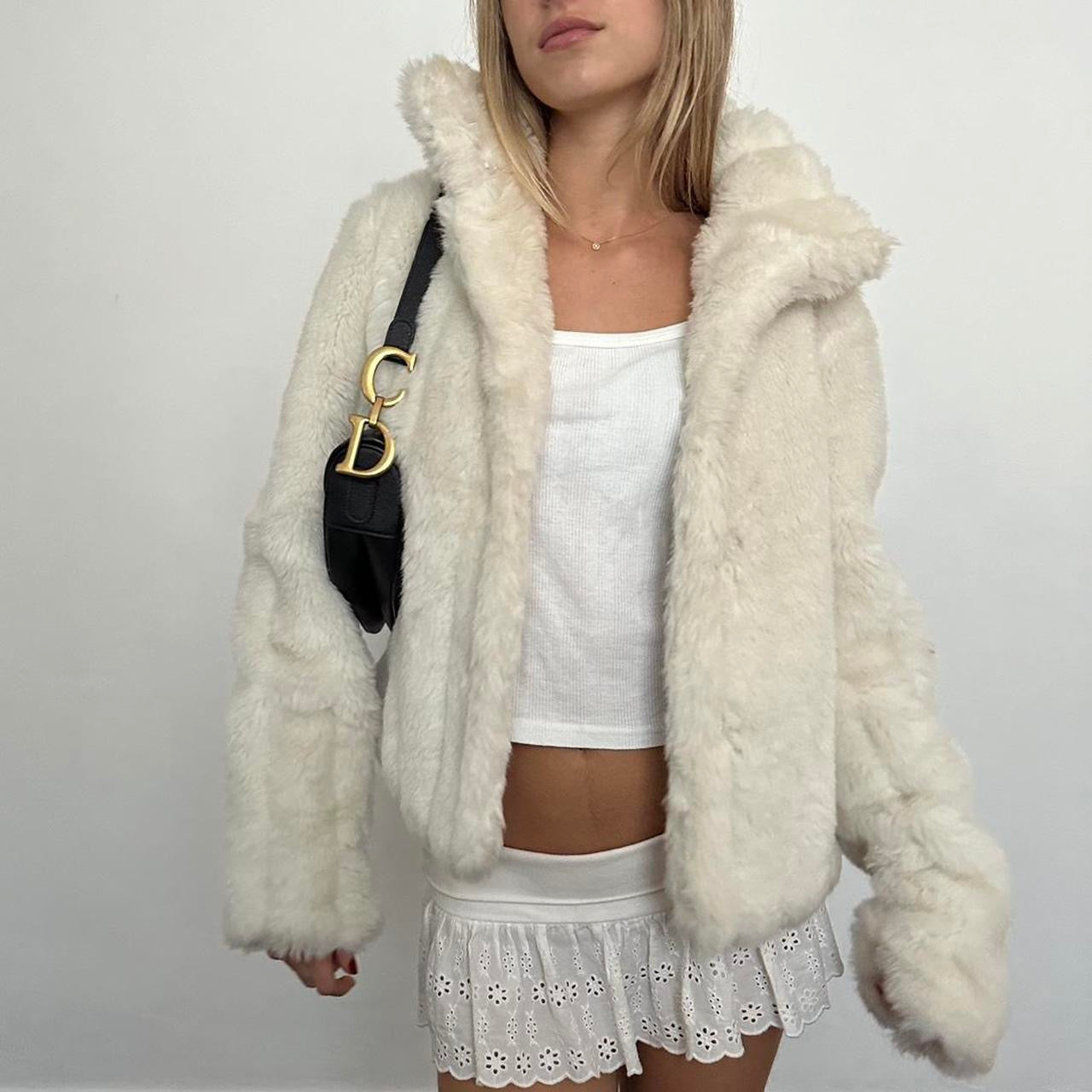 Vintage 2000’s white faux fur jacket