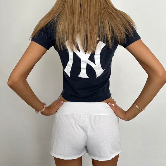 Vintage 90’s Yankees baby tee