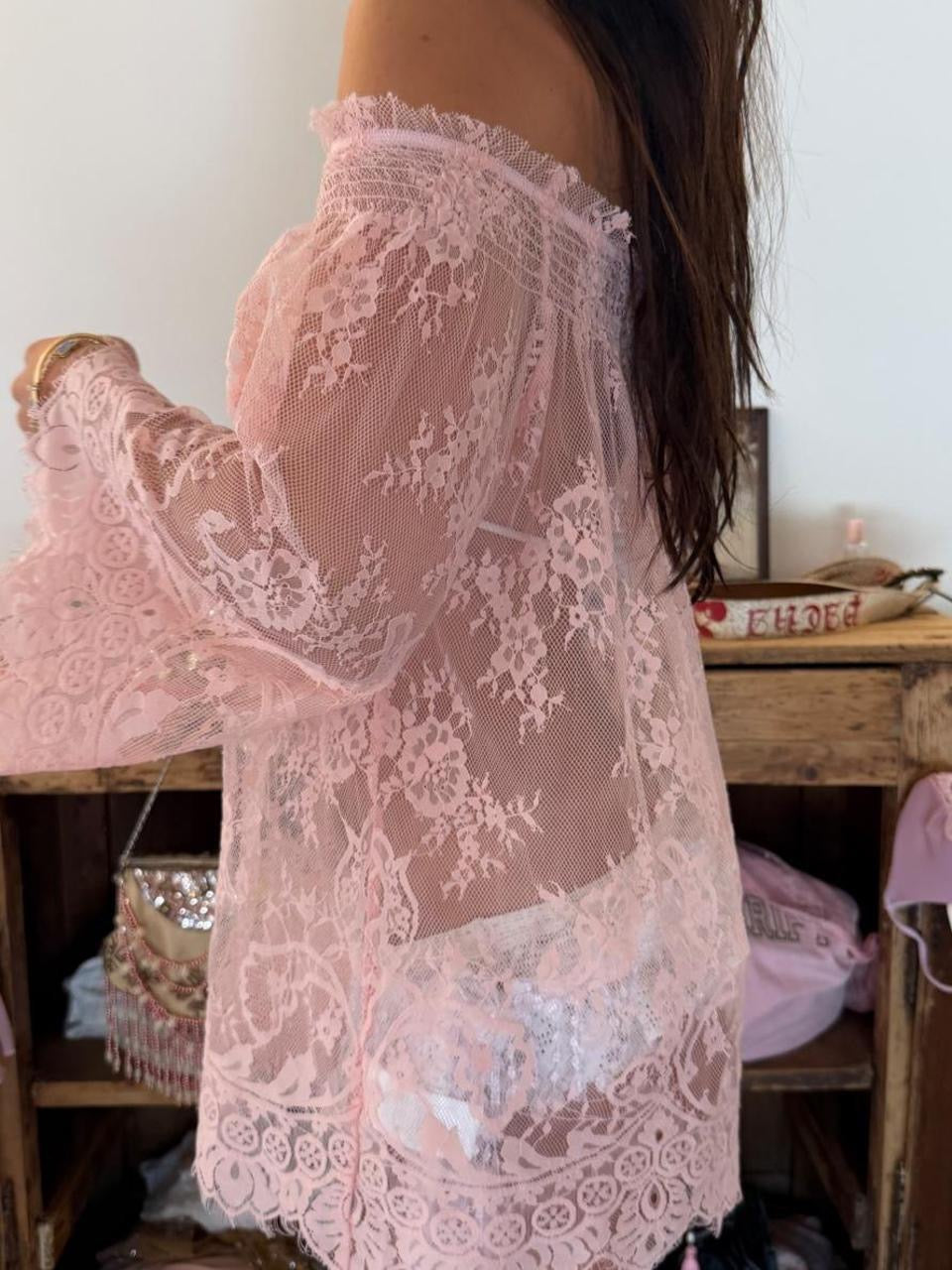 Vintage 00’s pink lace cardigan delicate boho top