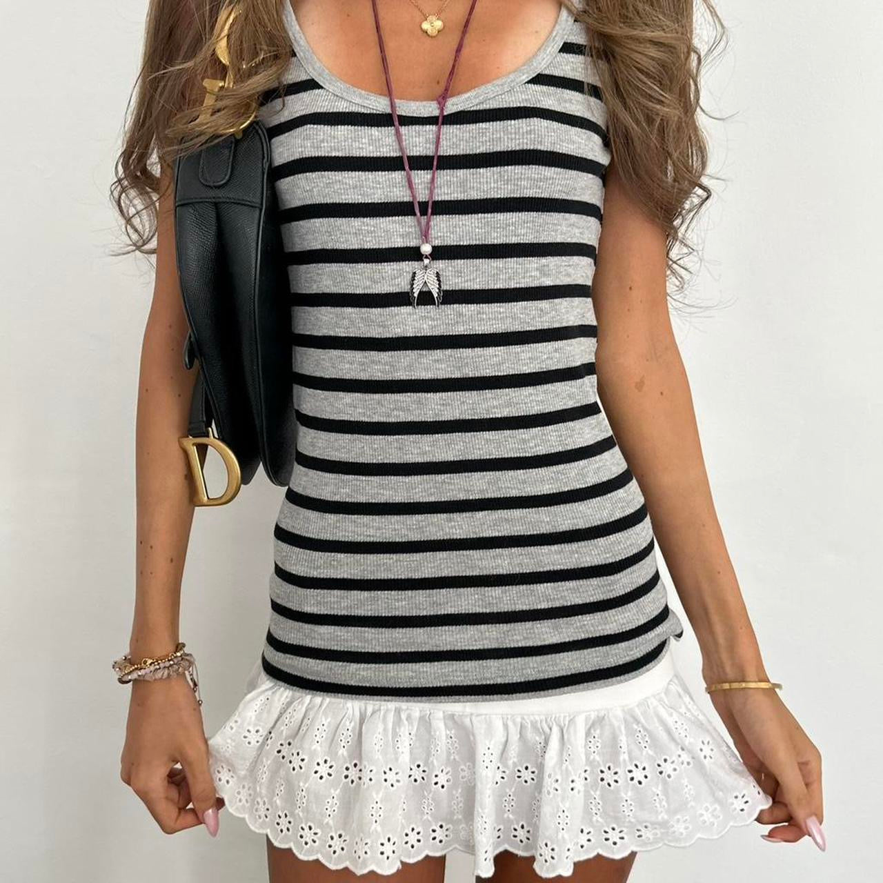 Vintage 2000’s striped grey tank top