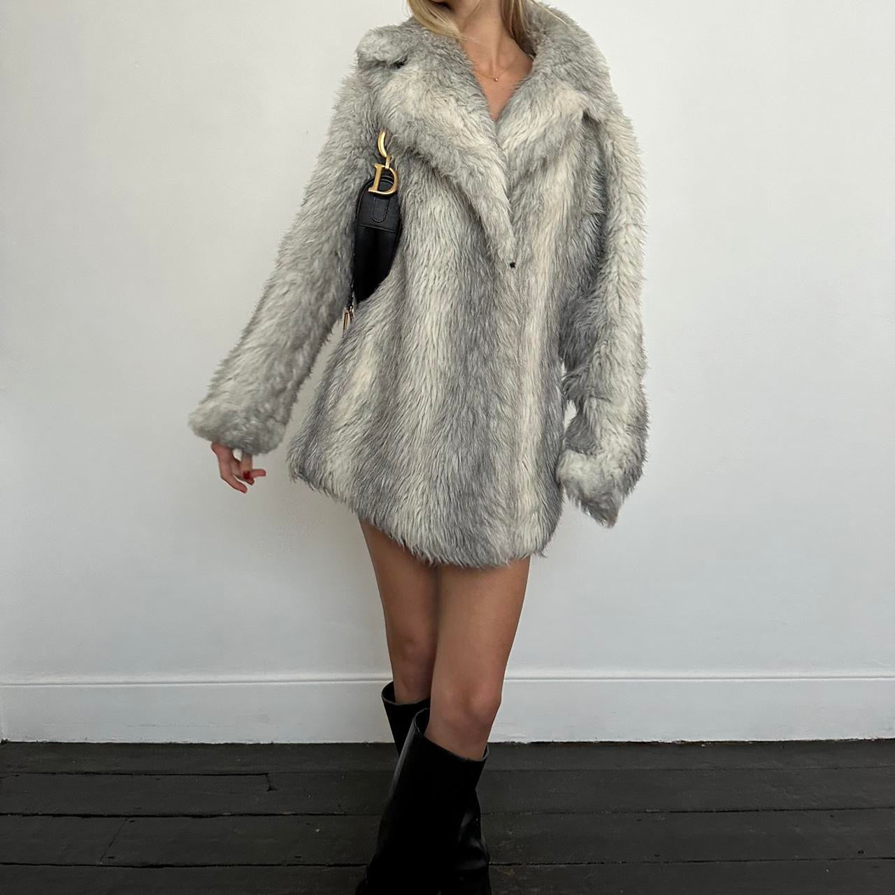 Vintage 2000’s grey faux fur jacket