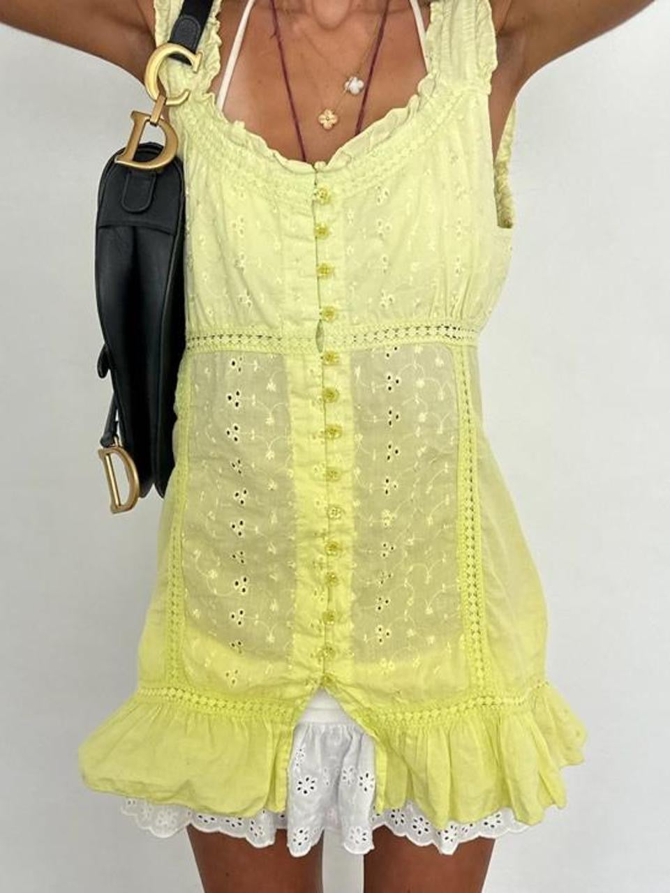Vintage 00’s yellow broderie cami top