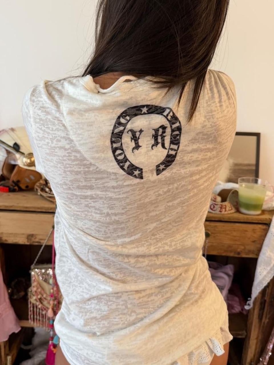 Vintage 00’s Young and Rich graphic cross top