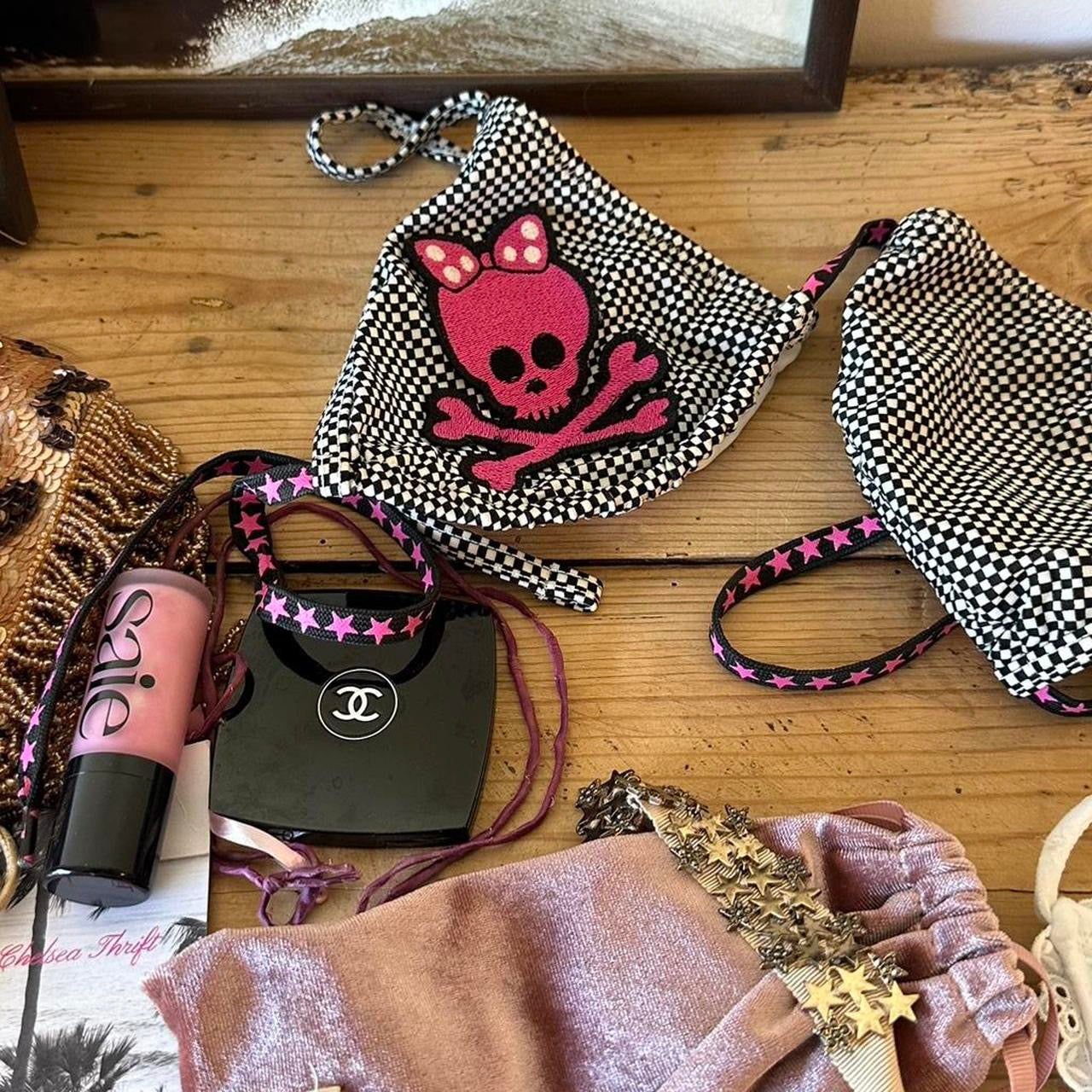 Vintage 00s cute skull and crossbones bikini