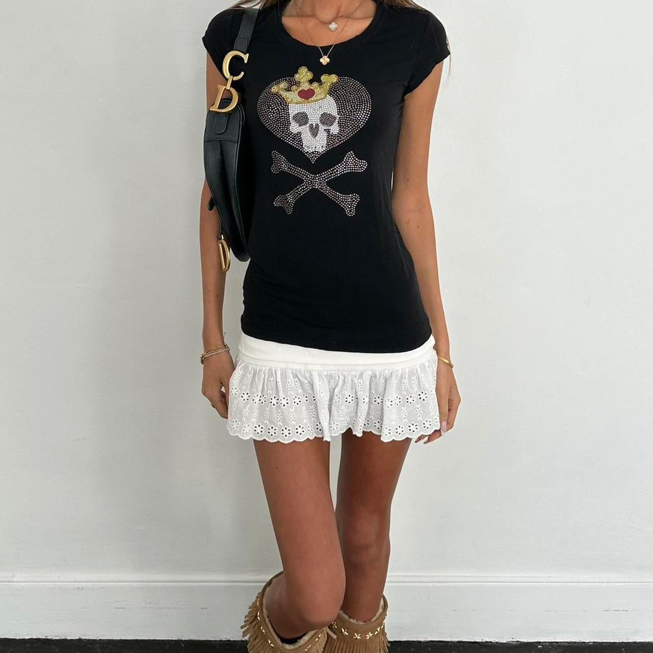 Vintage 00s black scull and crossbones top
