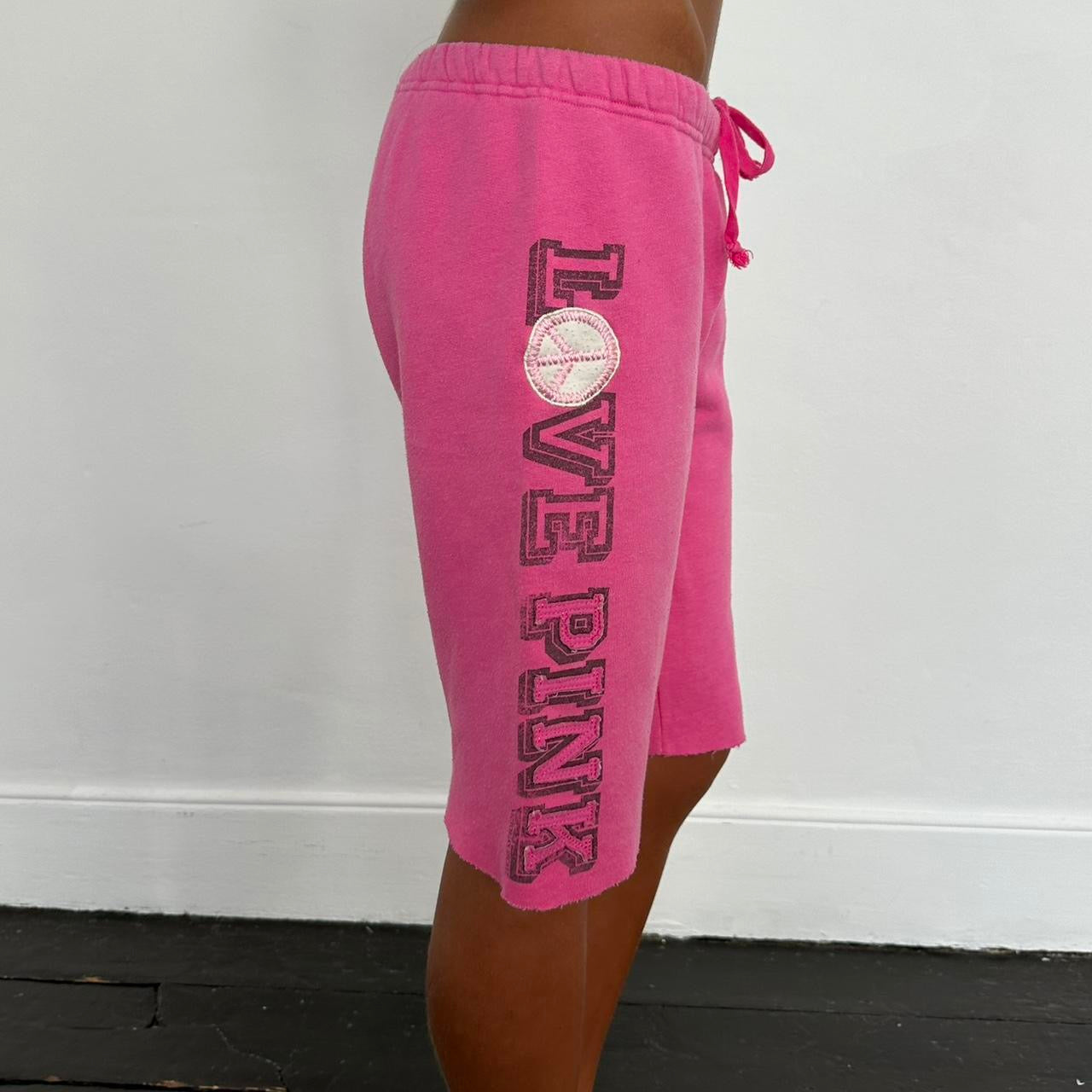 Vintage 2000’s Victoria’s Secret pink 3/4 shorts