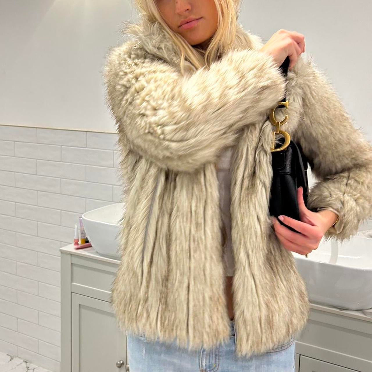 Vintage 2000’s faux fur jacket