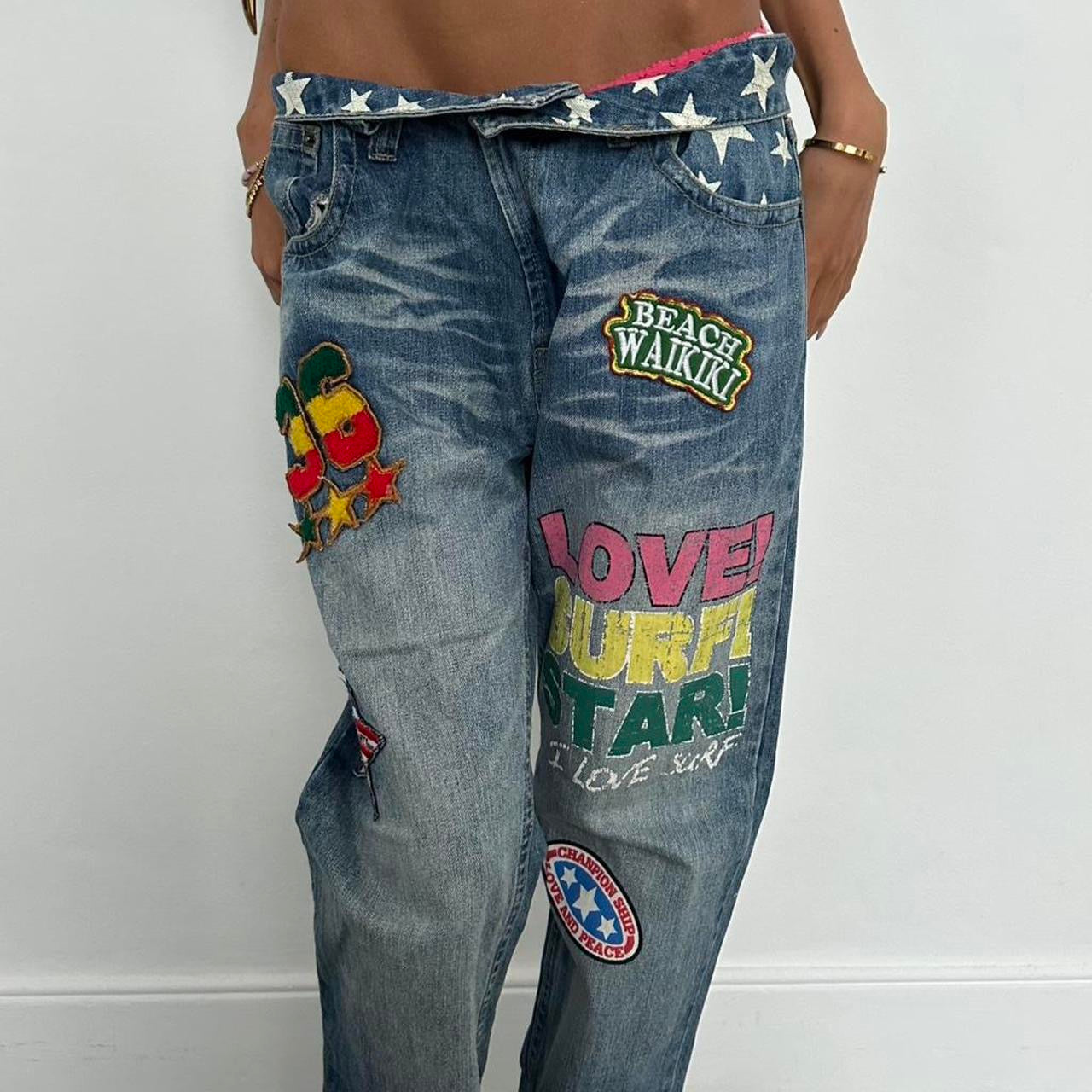 Vintage 2000’s SURF painting jeans